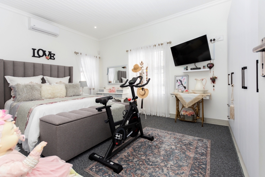 3 Bedroom Property for Sale in Velddrif Western Cape